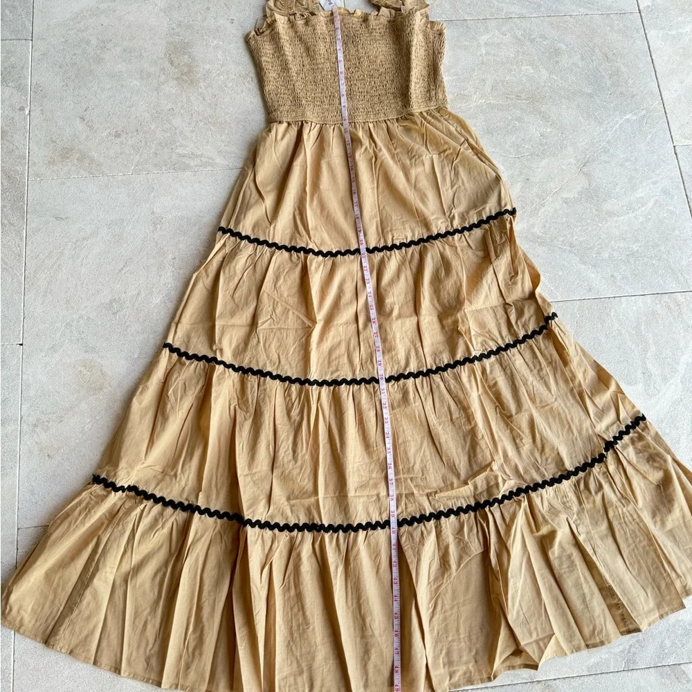 Maxi Dress Color Carmel nude Style trim tiered sleeveless. Brand New - Picture 4 of 11